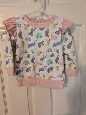 Monica + Andy Pastel Cat Print Ruffle Shoulder Top, Sz. 2t